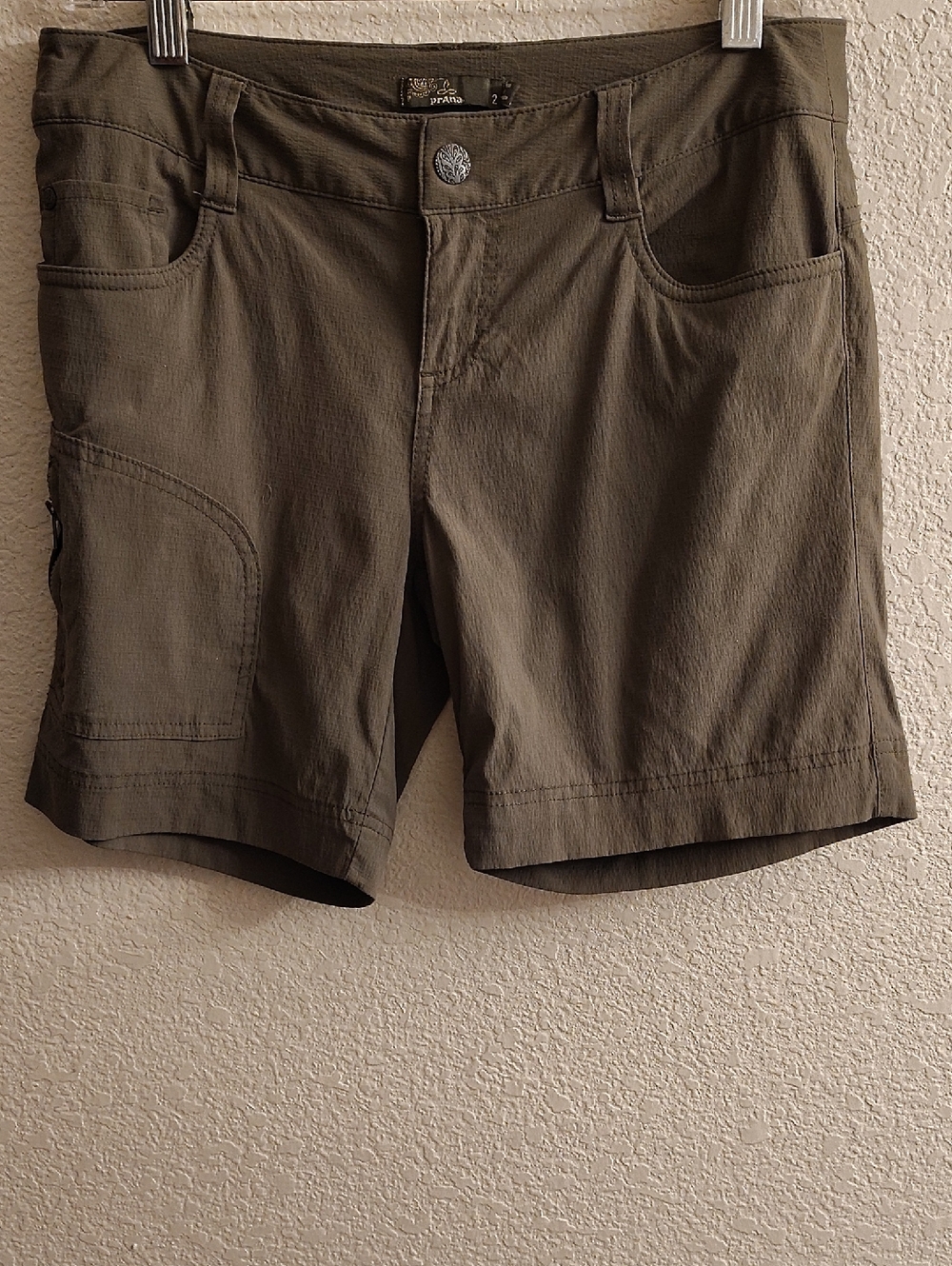 Prana Women's Olive Green Cargo Pockets Shorts
